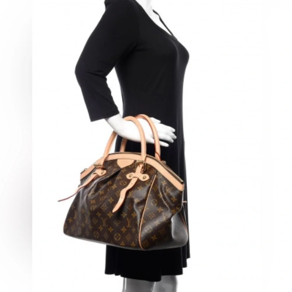 LOUIS VUITTON Monogram Tivoli GM 💎AUTHENTIC 💎 - Picture 3 of 14